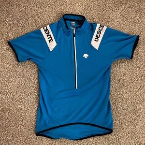 Decente cycling jersey.